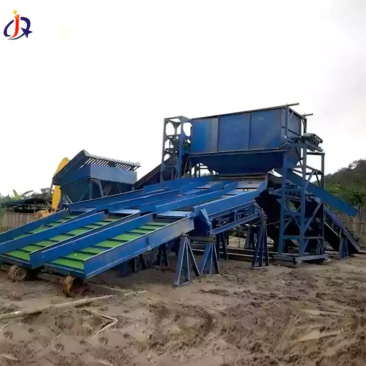 Maalla toimivat kullankaivoslaitteet